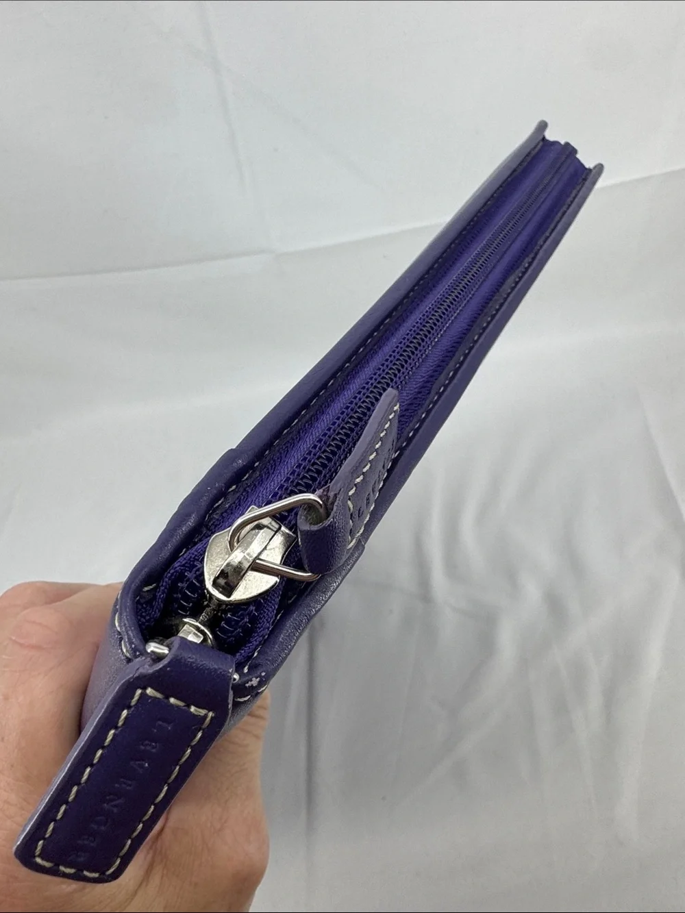 Levenger Leather Executive Zip Letter Portfolio Binder in Violet, BMH initials